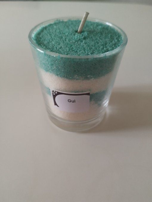 gui 50 g 92 % de stéarite 7% parfum 1% colorant